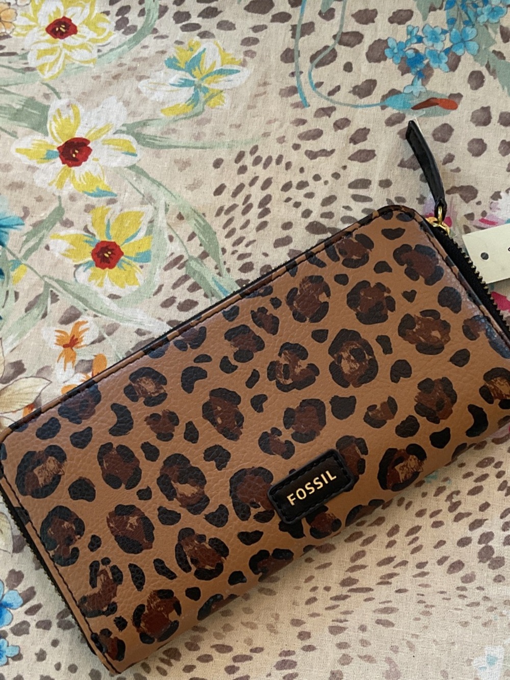 Fossil Tiegan Cheetah Print Zip Wallet in Brown and Black
